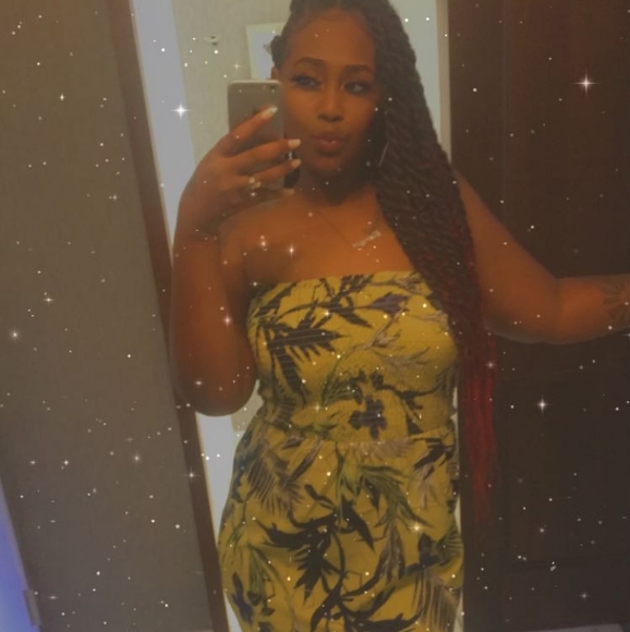 Meet your Posher, Charity - Picture 2 of 4